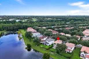 651 Castle Dr, Palm Beach Gardens, FL 33410 - Photo 2