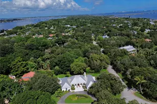 14 Riverview Dr, Sewalls Point, FL 34996 - Photo 4