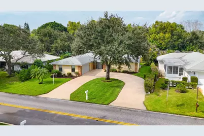 9881 SE Little Club Way N, Jupiter, FL 33469 - Photo 2