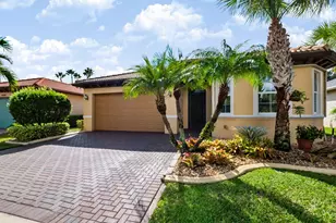 11907 SW Crestwood Cir, Port Saint Lucie, FL 34987 - Photo 4