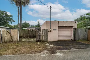 521 26th St, West Palm Beach, FL 33407 - Photo 6