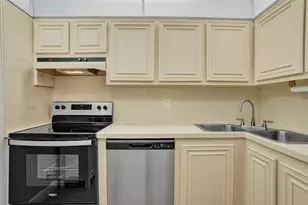1009 N Ocean Blvd, Pompano Beach, FL 33062 - Photo 28