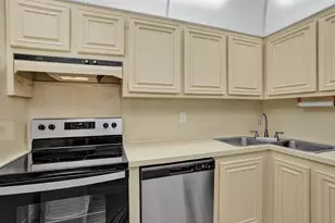 1009 N Ocean Blvd, Pompano Beach, FL 33062 - Photo 30