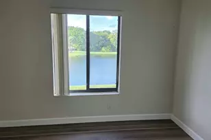 1002 Green Pine Blvd, West Palm Beach, FL 33409 - Photo 12