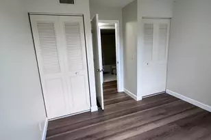 1002 Green Pine Blvd, West Palm Beach, FL 33409 - Photo 6