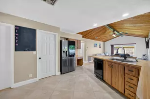 1122 SW 25th Ave, Deerfield Beach, FL 33442 - Photo 26