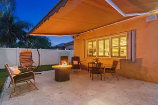 1242 Meadows Blvd, Weston, FL 33327 - Photo 8