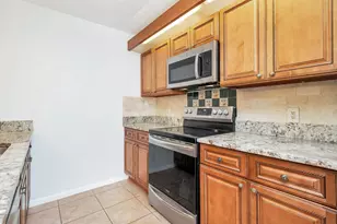 1419 14th Ct, Jupiter, FL 33477 - Photo 12
