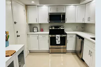 437 Golden Isles Drive #7G, Hallandale Beach, FL 33009 - Photo 4