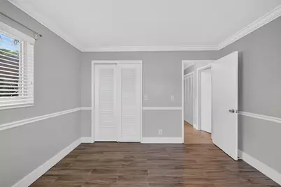 300 SE 11th Court, Deerfield Beach, FL 33441 - Photo 16