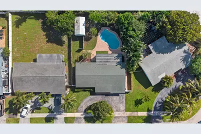 300 SE 11th Court, Deerfield Beach, FL 33441 - Photo 24