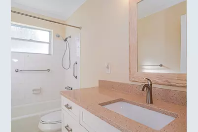 2800 Indian River Boulevard #F1, Vero Beach, FL 32960 - Photo 22