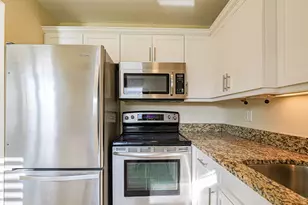 2800 Indian River Blvd, Vero Beach, FL 32960 - Photo 10