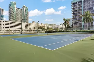 600 Parkview Dr, Hallandale Beach, FL 33009 - Photo 20