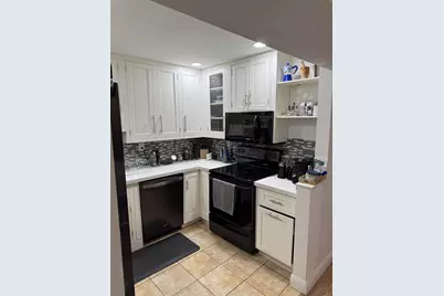3300 W Rolling Hills Circle #Apt 408, Davie, FL 33328 - Photo 10