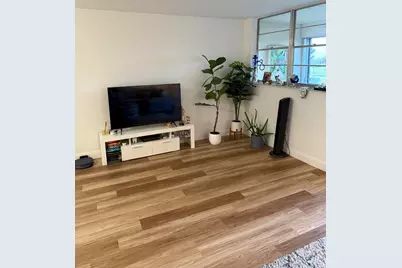 3300 W Rolling Hills Circle #Apt 408, Davie, FL 33328 - Photo 8