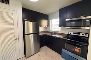 5150 NE 6th Ave, Oakland Park, FL 33334 - Photo 2