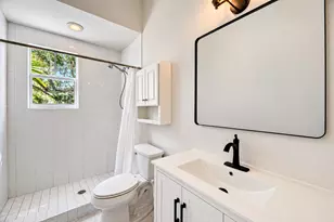 271 SE 22nd St, Fort Lauderdale, FL 33316 - Photo 16