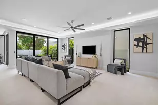 735 SE 4th Ave, Delray Beach, FL 33483 - Photo 8