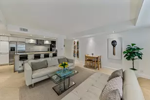 2900 NE 30th St, Fort Lauderdale, FL 33306 - Photo 20