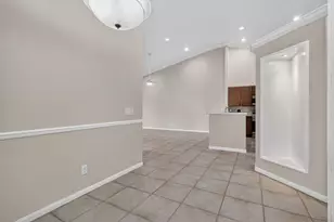 2521 S Coral Trace Cir, Delray Beach, FL 33445 - Photo 10