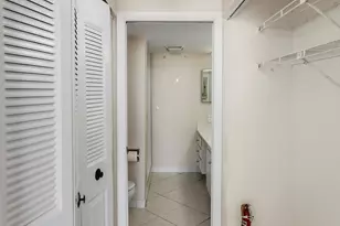 17 Royal Palm Way, Boca Raton, FL 33432 - Photo 24
