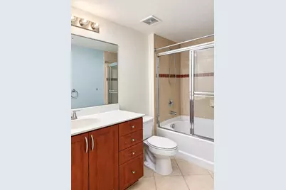 6386 Emerald Dunes Drive #106, West Palm Beach, FL 33411 - Photo 8