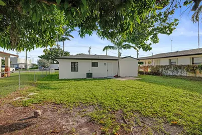 4009 SW 21st Street, West Park, FL 33023 - Photo 18