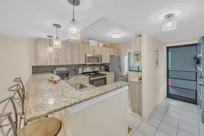 4833 Esedra Court #305, Lake Worth, FL 33467 - Photo 10