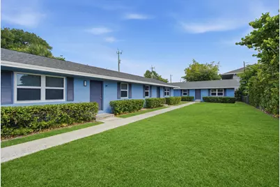 351 Wickline Boulevard, Lantana, FL 33462 - Photo 2