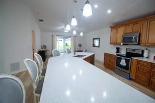 876 Greenleaf Cir, Vero Beach, FL 32960 - Photo 4