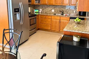 3004 Lincoln A, Boca Raton, FL 33434 - Photo 2