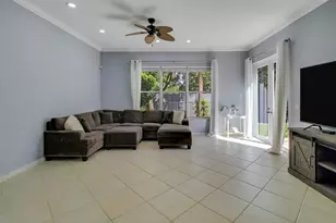221 Isle Verde Way, Palm Beach Gardens, FL 33418 - Photo 18