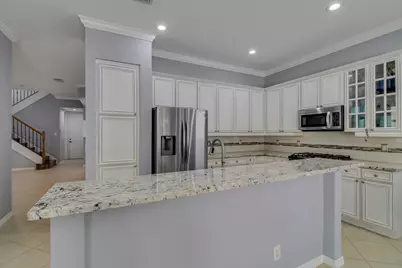 221 Isle Verde Way, Palm Beach Gardens, FL 33418 - Photo 10