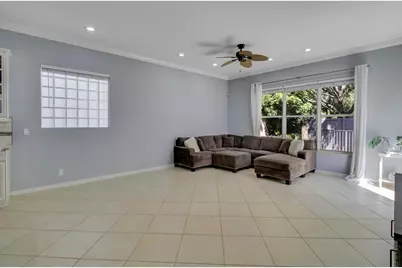 221 Isle Verde Way, Palm Beach Gardens, FL 33418 - Photo 16