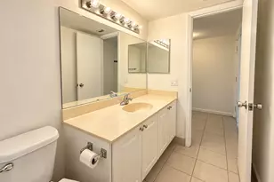 711 N Pine Island Rd, Plantation, FL 33324 - Photo 6