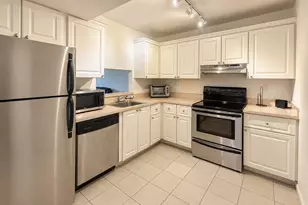 711 N Pine Island Rd, Plantation, FL 33324 - Photo 4