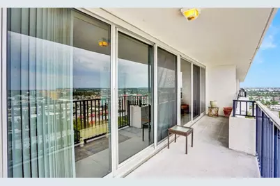 531 N Ocean Boulevard #1909, Pompano Beach, FL 33062 - Photo 4