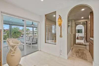 160 SE 9th Street, Pompano Beach, FL 33060 - Photo 16