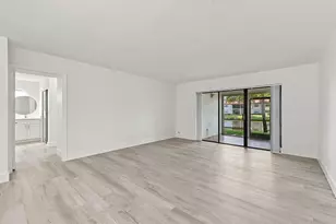 21364 Cypress Hammock Dr, Boca Raton, FL 33428 - Photo 4
