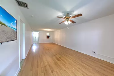 5794 Moss Court #7E, Fort Pierce, FL 34982 - Photo 10