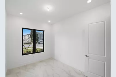 1016 Raleigh Way, Wellington, FL 33414 - Photo 18