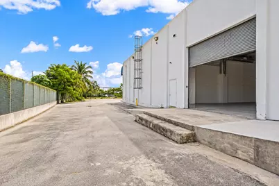 3400 NW 78th Avenue #6, Doral, FL 33178 - Photo 4