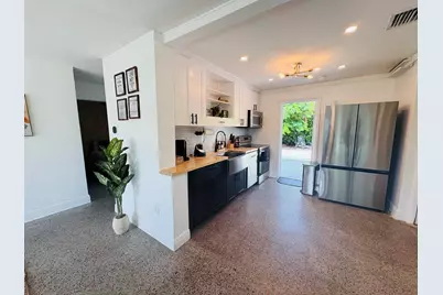 2711 NE 11th Terrace, Pompano Beach, FL 33064 - Photo 1