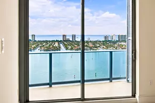 220 Lake Shore Dr, West Palm Beach, FL 33403 - Photo 4