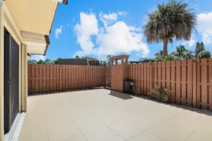 6051 SE Riverboat Dr, Stuart, FL 34997 - Photo 4