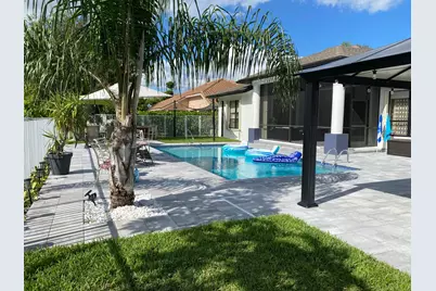 1714 Farmington Circle, Wellington, FL 33414 - Photo 4
