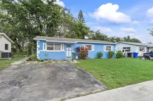 7207 SW 4th Ct, North Lauderdale, FL 33068 - Photo 4