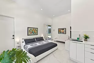 110 NE 16th Pl, Fort Lauderdale, FL 33305 - Photo 16