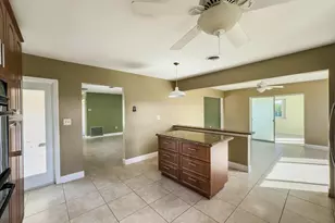 1025 Yale Dr, Hollywood, FL 33021 - Photo 8